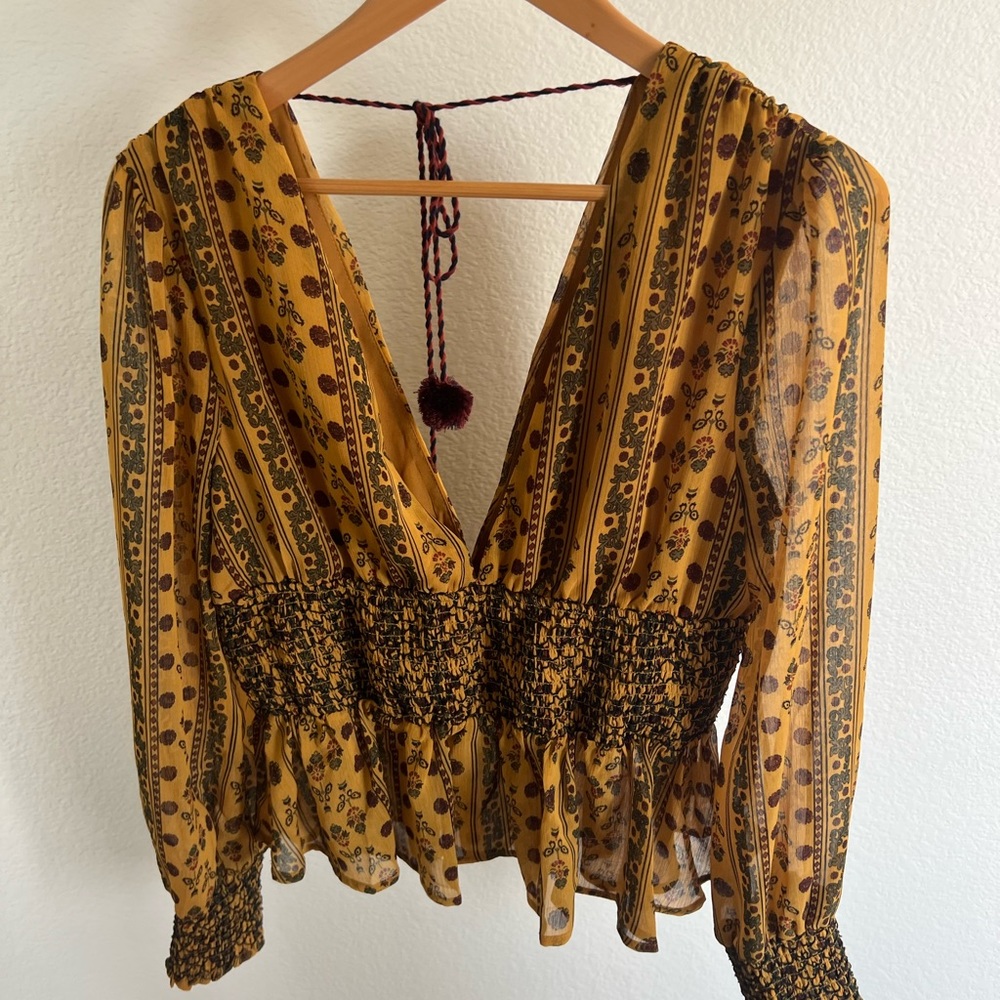 Moon River Top from Neiman Marcus. Brand New size M